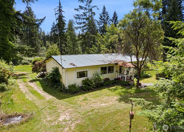 Property at 15203 128th Ave NW, Gig Harbor, WA 98329, 3 beds, 2 baths