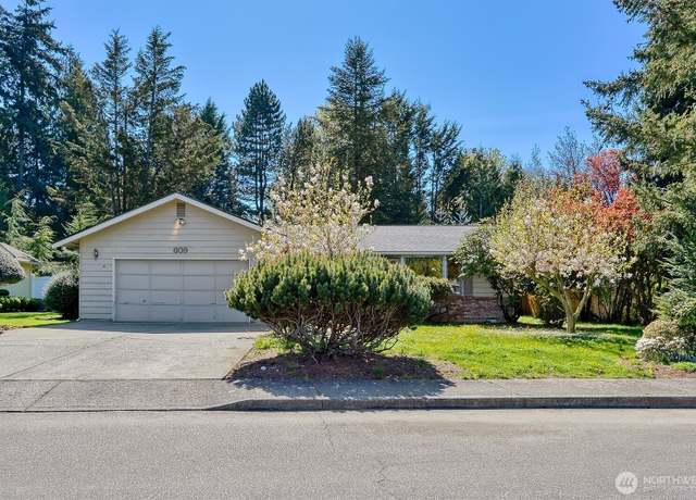 Property at 609 Wood Creek Dr, Lynden, WA 98264, 3 beds, 2 baths