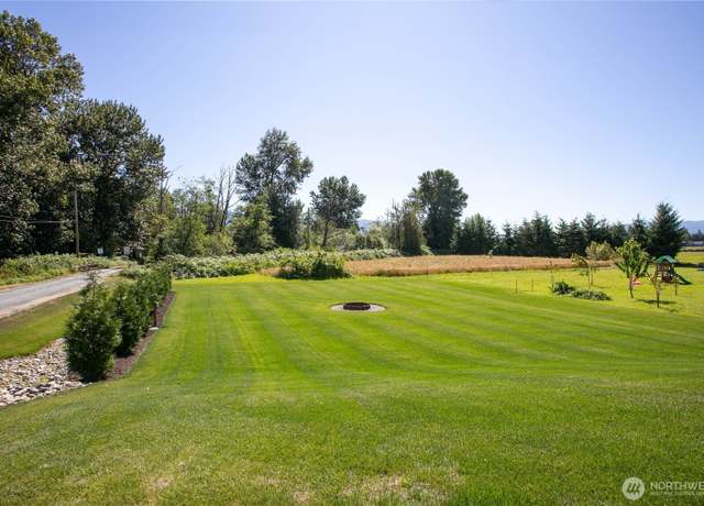 Property at 671 Robinson St, Everson, WA 98247