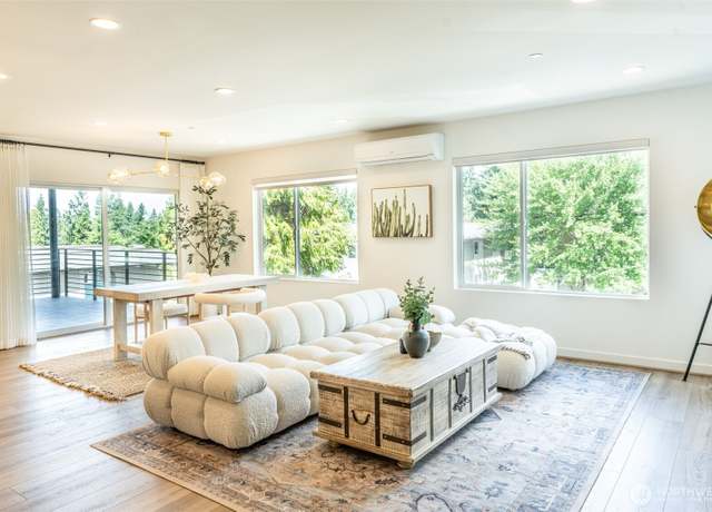 Property at 15558 NE 15th Pl #301, Bellevue, WA 98007, 3 beds, 2.5 baths