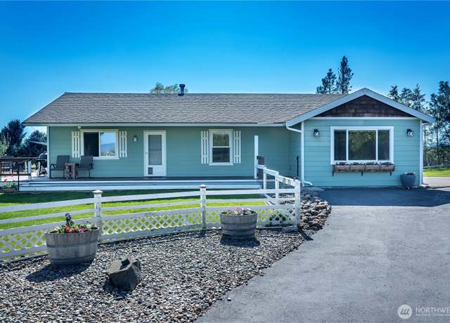 Property at 1807 Howard Rd, Ellensburg, WA 98926, 2 beds, 2.5 baths