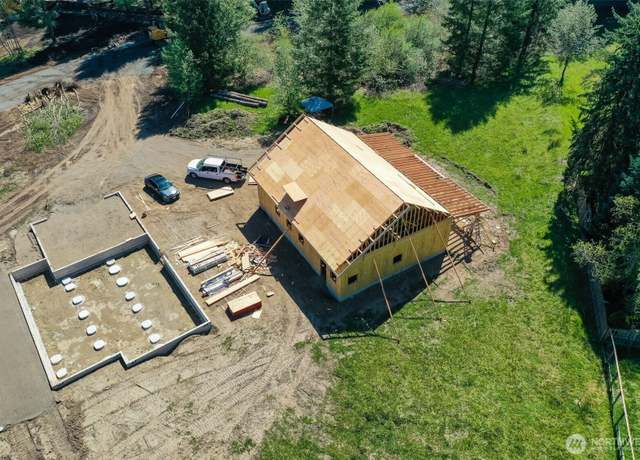 Property at 111 Campfire Ln, Packwood, WA 98361