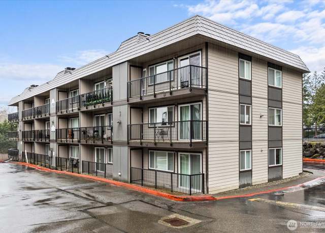 Property at 9517 NE 180th St Unit B104, Bothell, WA 98011, 1 bed, 1 bath