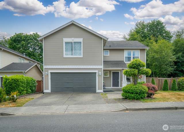 Property at 2713 SE 4th St, Renton, WA 98056, 4 beds, 2.5 baths
