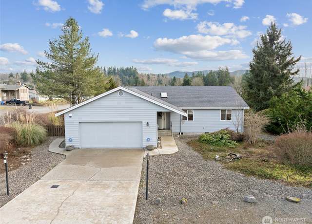 Property at 601 Williams Ct W, Eatonville, WA 98328, 3 beds, 2.5 baths