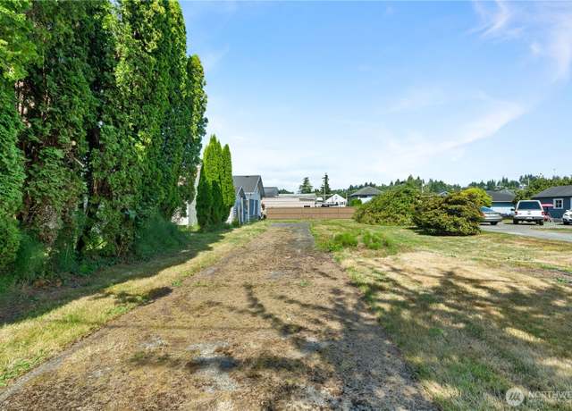 Property at 720 3rd St, Hoquiam, WA 98550