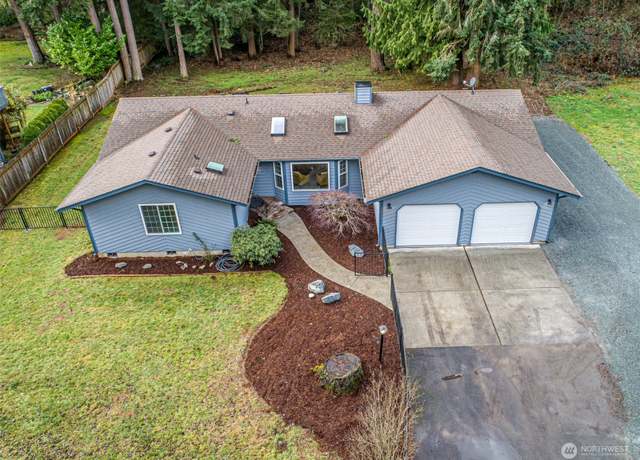 Property at 14704 112th Avenue Ct E, Puyallup, WA 98374, 3 beds, 2.5 baths