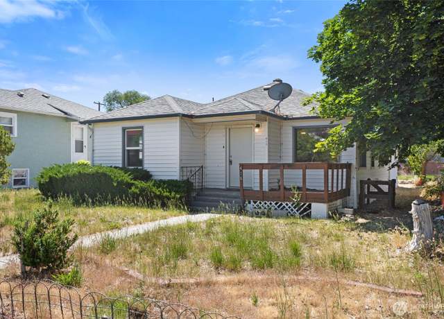Property at 415 NE 3rd Ave, Soap Lake, WA 98851, 3 beds, 1 bath