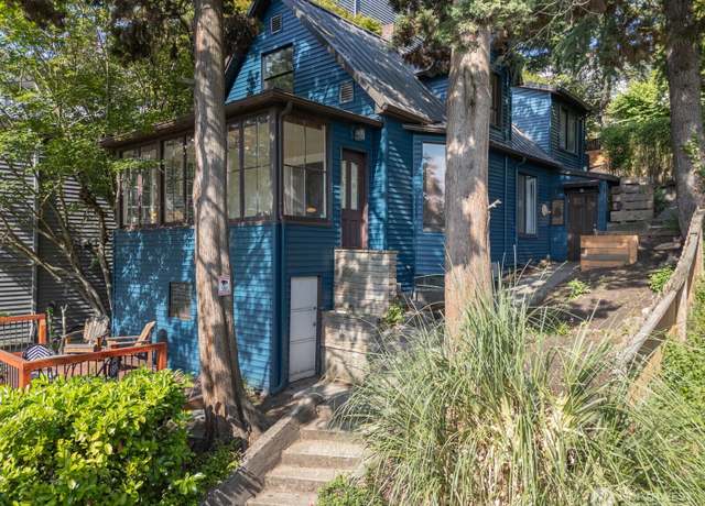 Property at 2560 Gilman Dr W, Seattle, WA 98119, 3 beds, 2 baths