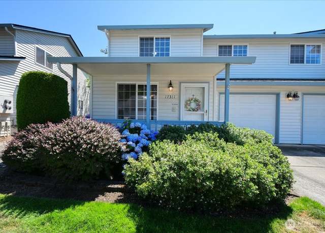 Property at 17311 SE 15th Way, Vancouver, WA 98683, 2 beds, 2.5 baths