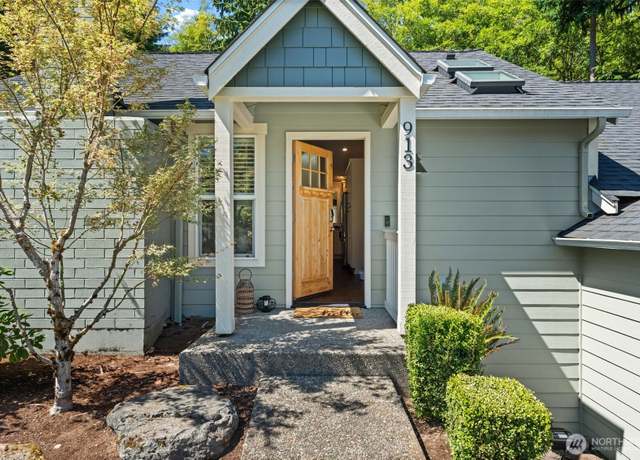 Property at 913 125th Street Ct NW, Gig Harbor, WA 98332, 3 beds, 2 baths