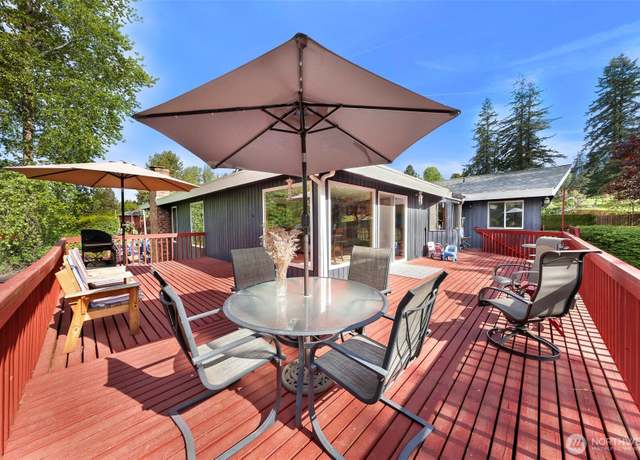 Property at 9652 Ronald Dr, Blaine, WA 98230, 4 beds, 3 baths