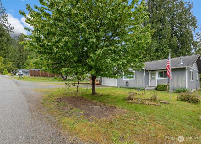 Property at 2988 Beaver Pl, Sedro Woolley, WA 98284, 3 beds, 2 baths
