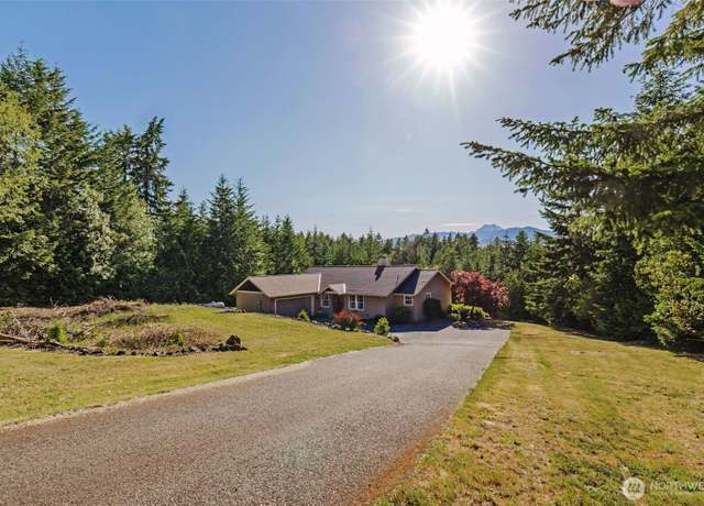 Property at 14903 Eagles View Dr, Seabeck, WA 98380, 3 beds, 2 baths