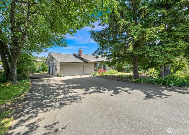 Property at 2822 W Maplewood Ave, Bellingham, WA 98225, 3 beds, 1 bath