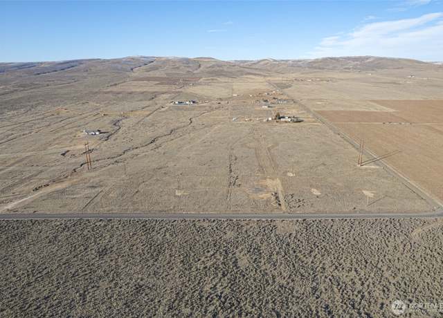 Property at 2 Road 13 NW, Quincy, WA 98848