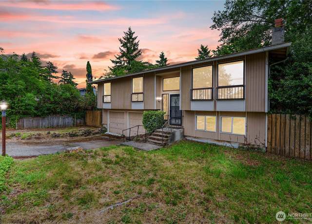Property at 9724 Wildwood Ave SW, Lakewood, WA 98498, 3 beds, 2 baths
