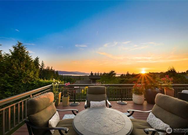 Property at 2010 Samish Crest Way, Bellingham, WA 98229, 5 beds, 3.5 baths
