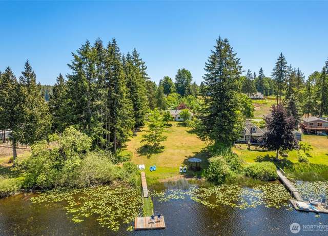 Property at 8203 Lakewood Rd, Stanwood, WA 98292, 2 beds, 1 bath