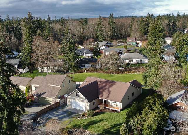 Property at 1245 Dunlap Dr, Freeland, WA 98249, 3 beds, 2 baths
