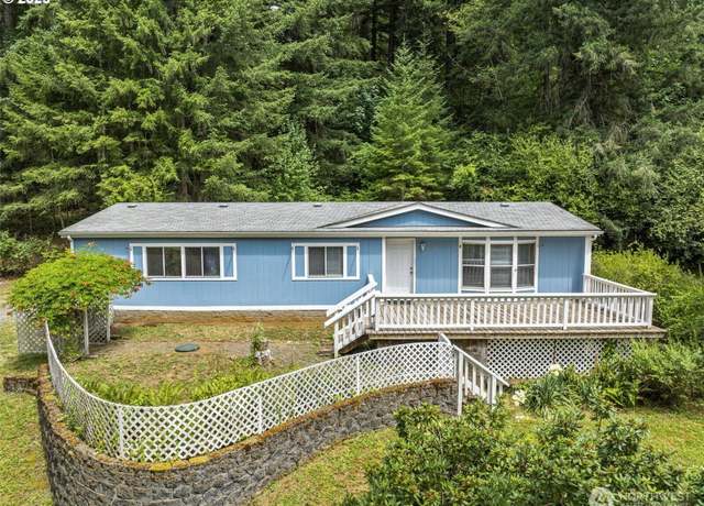 Property at 24202 NE 209TH St, Battle Ground, WA 98604, 3 beds, 3 baths