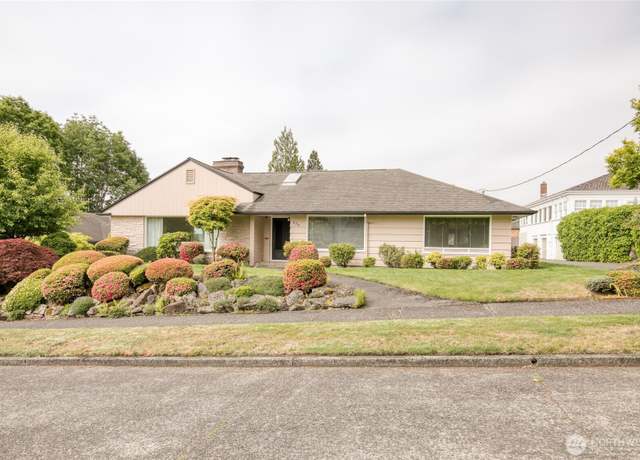 Property at 809 N K St, Aberdeen, WA 98520, 3 beds, 2 baths