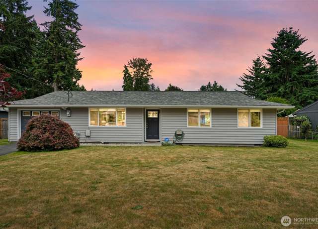 Property at 8325 Daycrest Dr SE, Olympia, WA 98513, 3 beds, 2 baths
