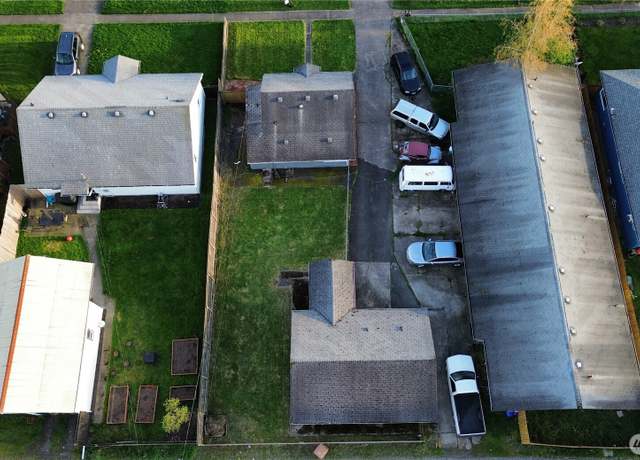 Property at 3118 Dover St, Longview, WA 98632, 1 bed, 1 bath