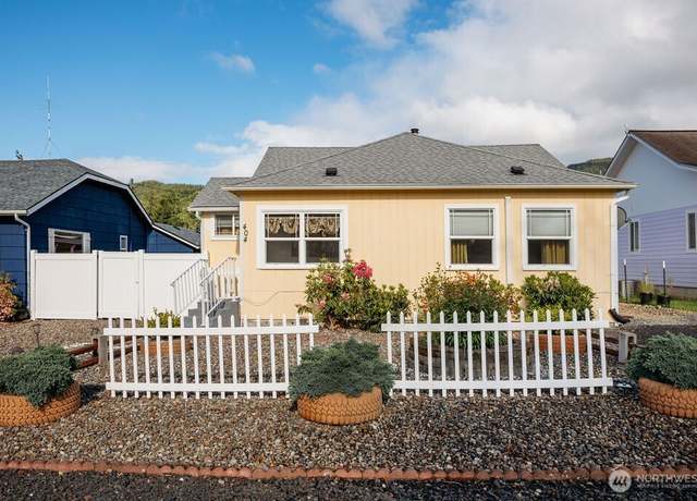 Property at 404 Jackson St, Ryderwood, WA 98581, 3 beds, 1 bath
