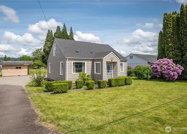 Property at 4656 Ocean Beach Hwy, Longview, WA 98632, 3 beds, 1 bath