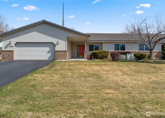 Property at 1380 Eastmont Ave #1301, East Wenatchee, WA 98802, 3 beds, 2.5 baths
