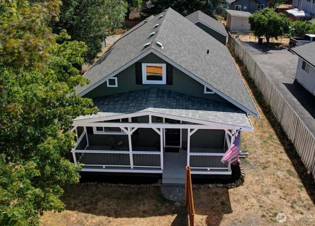 Property at 868 S 84th St, Tacoma, WA 98444, 4 beds, 1 bath