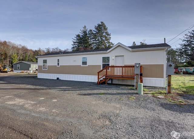 Property at 1303 30th St #21, Seaview, WA 98624, 2 beds, 1 bath