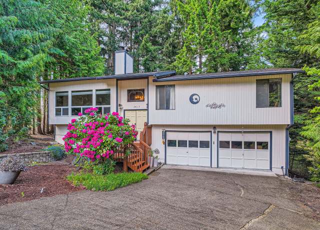 Property at 2617 35th Ave SE, Puyallup, WA 98374, 3 beds, 2.5 baths