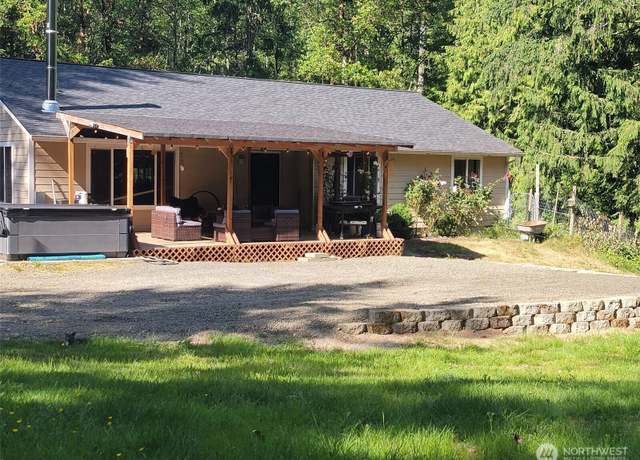 Property at 20109 6th St, Lakebay, WA 98349, 3 beds, 2 baths