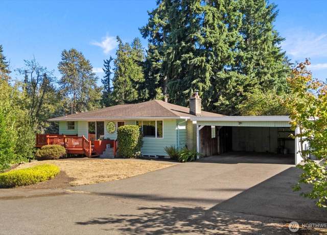 Property at 20319 28th Ave W, Lynnwood, WA 98036, 5 beds, 2 baths