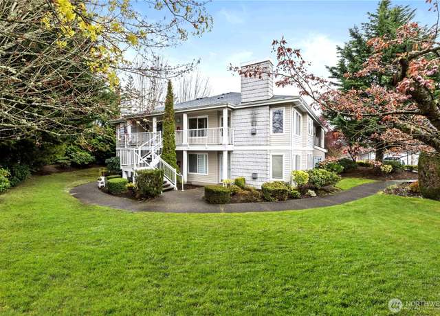 Property at 11130 SE 208th St Unit J204, Kent, WA 98031, 2 beds, 1 bath