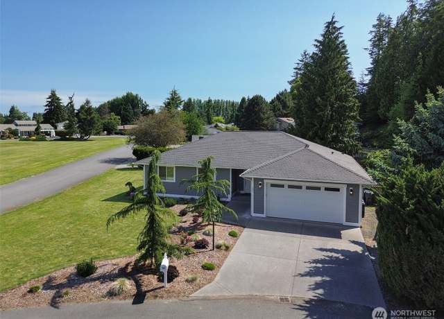 Property at 101 Eleventh Ct, Sequim, WA 98382, 3 beds, 2 baths