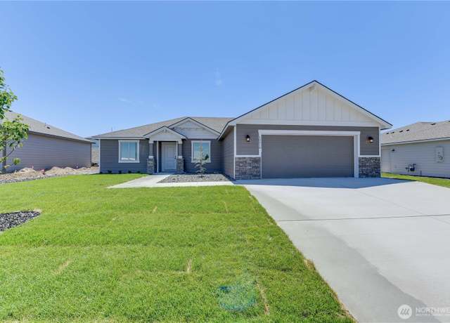Property at 216 Sandy Lp, Moses Lake, WA 98837, 3 beds, 2 baths