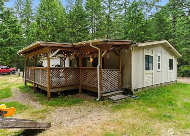Property at 10535 Fairview Blvd SW, Port Orchard, WA 98367, 3 beds, 2 baths