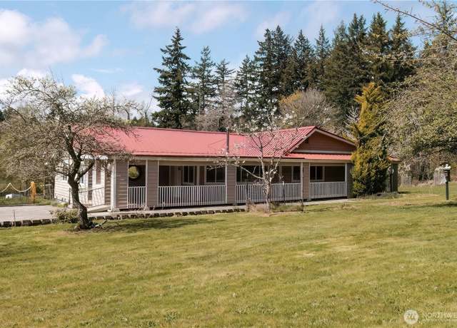 Property at 3709 Trenton Ave NE, Bremerton, WA 98310, 3 beds, 3 baths