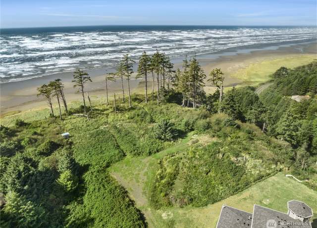 Property at 17 Chauncey Ln, Pacific Beach, WA 98571