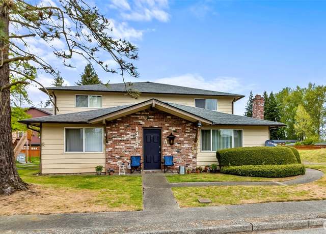 Property at 1315 Wildwood St, Marysville, WA 98270, 8 beds, 5 baths