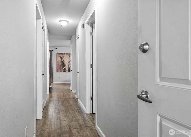 Property at 2709 Maplewood Ave #304, Bellingham, WA 98225, 2 beds, 1.5 baths