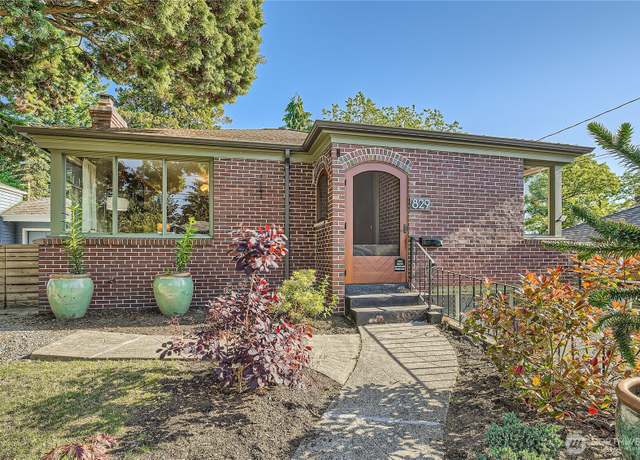 Property at 829 NE 94th St, Seattle, WA 98115, 3 beds, 2 baths