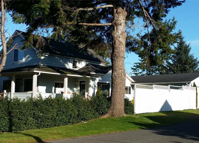 Property at 3504 L Pl, Seaview, WA 98644, 3 beds, 2 baths