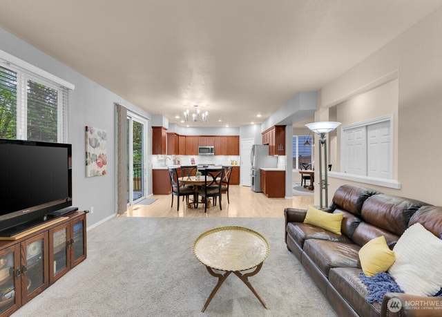 Property at 128 202nd St SE, Bothell, WA 98012, 6 beds, 3.5 baths