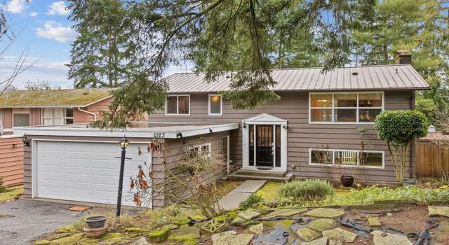 Photo of 1023 109th Ave SE, Bellevue, WA 98004