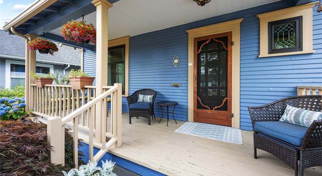 Photo of 211 N Oak St, Centralia, WA 98531