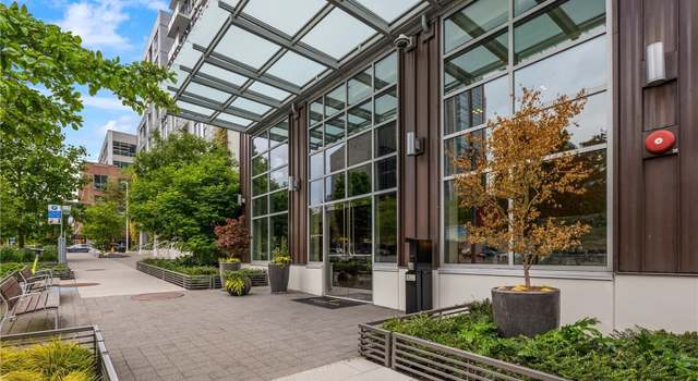 Photo of 588 Bell St Unit 2702S, Seattle, WA 98121